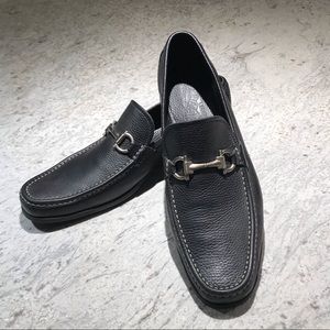 Men’s Ferragamo Pebble leather loafers